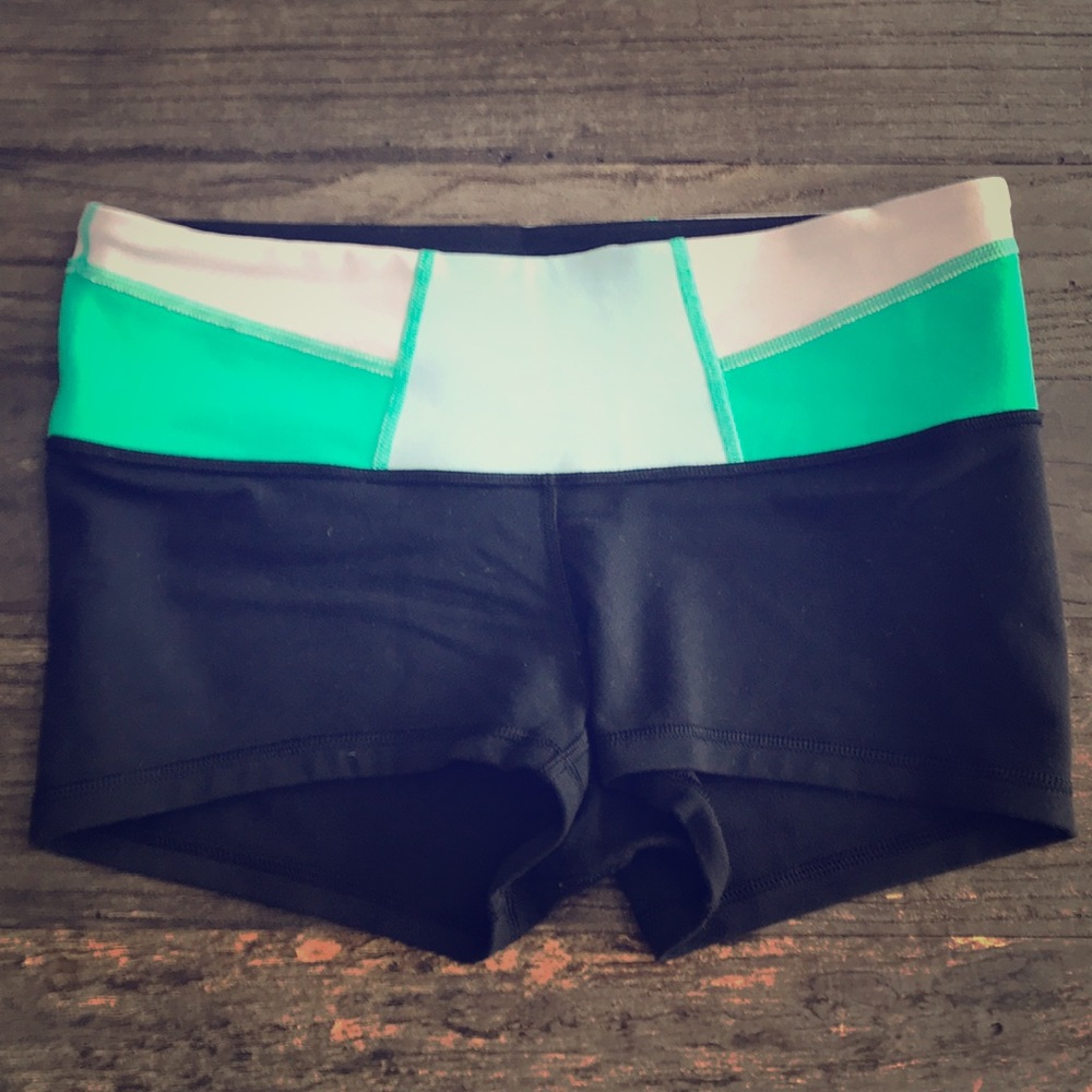Lulu lemon reversible shorts